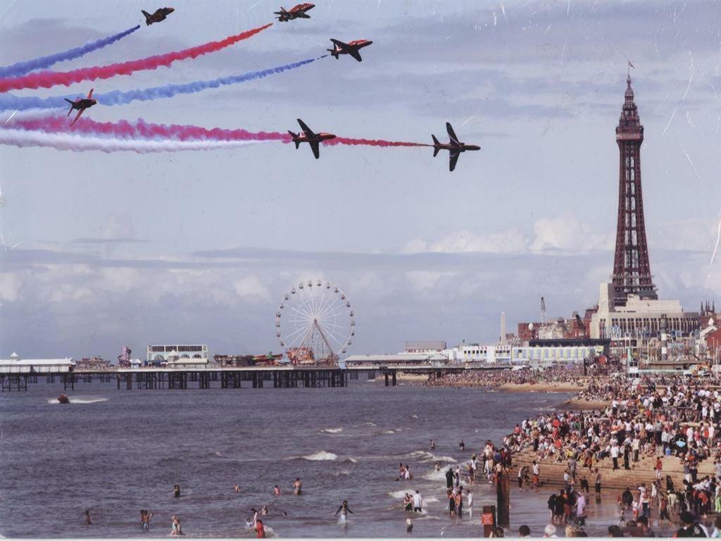 Bukhari Hotel Blackpool Eksteriør bilde